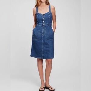 GAP NWT knee length overall dress